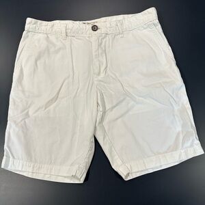 Penguin Men’s Flat Front White Khaki Shorts Size 34